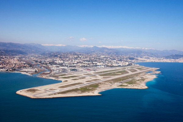 ყველაზე ლამაზი აეროპორტი