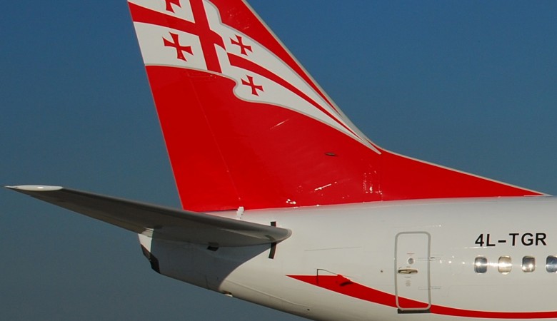 Georgian Airways-ი თბილისის აეროპორტის მიმდებარე ტერიტორიაზე აქციას გამართავს